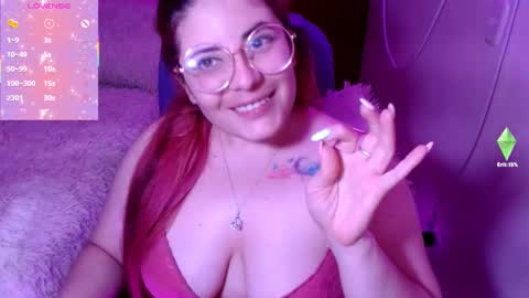 Snapshot of azamy_12 chatting on March 7, 3:19 am Amanda online show from March 7, 3:19 am