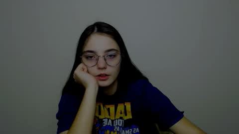 azumi_chan_ online show from November 9, 1:31 am