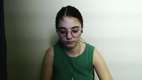 azumi_chan_ online show from December 13, 10:38 pm