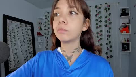 azumi saan online show from January 12, 2:40 am