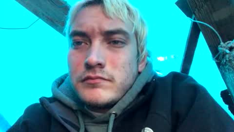 Azzguy69 online show from April 19, 8:33 pm