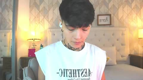 Anny online show from April 21, 3:35 am