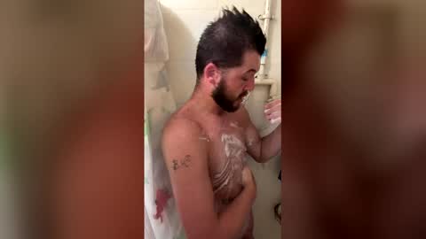 b44212157 online show from April 11, 11:47 am