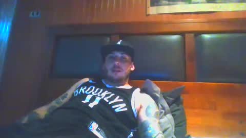 Snapshot of baadddboooy69 chatting on October 18, 6:45 pm baadddboooy69 online show from October 18, 6:45 pm