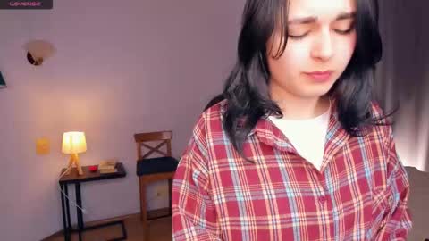 Snapshot of babe_on_fire chatting on October 12, 7:45 am Alice online show from October 12, 7:45 am