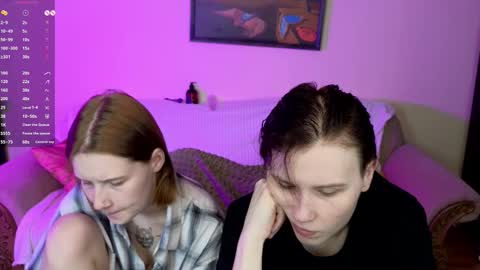 Snapshot of babees_eva chatting on September 13, 7:27 pm Sweety Eva online show from September 13, 7:27 pm
