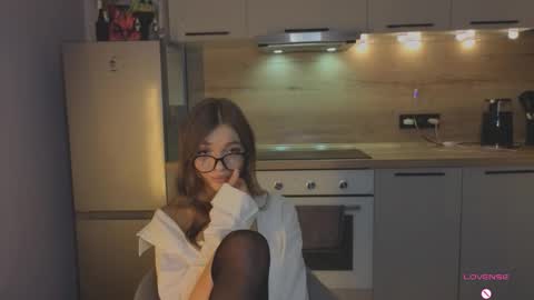 Cristy online show from February 4, 9:30 pm