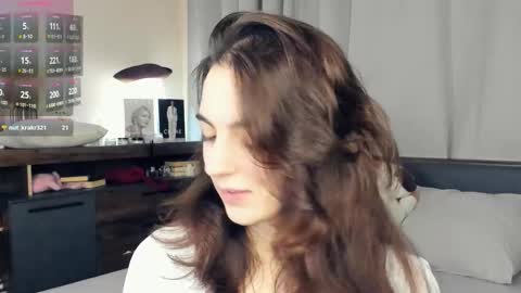 Emily online show from January 18, 7:17 am