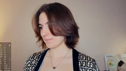 Emily online show from April 15, 7:23 am