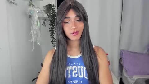 Snapshot of baby_kaliope chatting on October 14, 5:43 am Kaliope online show from October 14, 5:43 am