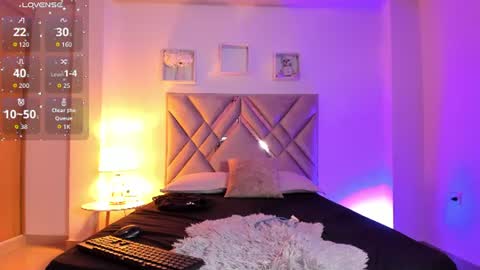 baby_noaht online show from July 1, 2:48 pm