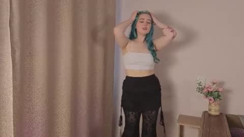 Pixie online show from August 5, 4:31 am