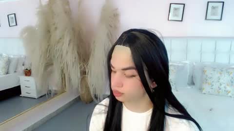 KENDALL online show from October 19, 8:46 pm