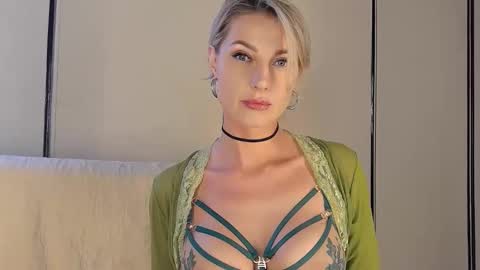 Kate online show from September 26, 3:31 pm