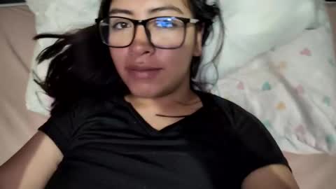 Snapshot of babyymango_ chatting on February 28, 10:39 pm  Gisselle  online show from February 28, 10:39 pm