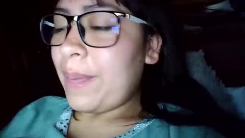 Snapshot of babyymango_ chatting on January 2, 8:17 am  Gisselle  online show from January 2, 8:17 am