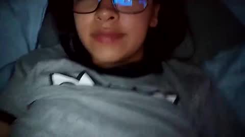 Snapshot of babyymango_ chatting on December 31, 10:26 am  Gisselle  online show from December 31, 10:26 am