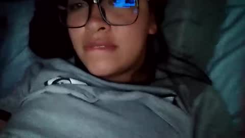 Snapshot of babyymango_ chatting on January 5, 5:41 am  Gisselle  online show from January 5, 5:41 am