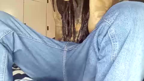 Snapshot of bad_dawgg chatting on March 3, 5:53 am rastafaria online show from March 3, 5:53 am