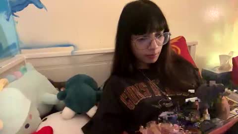 badbengalkitty online show from March 11, 7:22 am