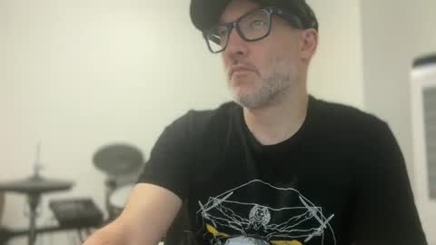 RockHardDrummer online show from June 18, 1:11 am