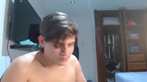 badbunny_69_ online show from January 8, 8:20 am