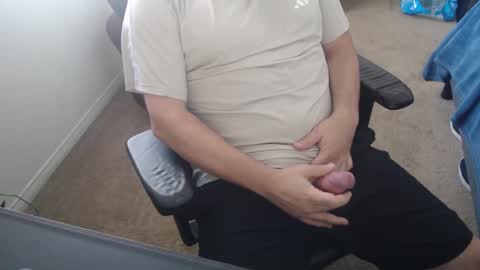 Snapshot of baddaddy77 chatting on October 8, 9:10 pm baddaddy77 online show from October 8, 9:10 pm