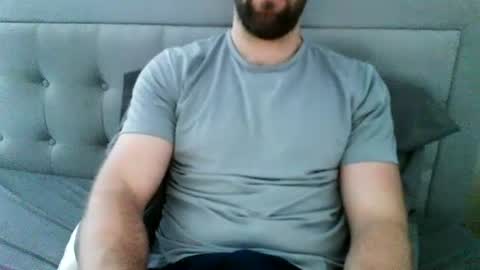 baddboy24777 online show from June 26, 11:37 am