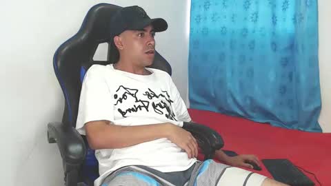 Juan Help us reach 100 likes online show from February 25, 12:16 pm