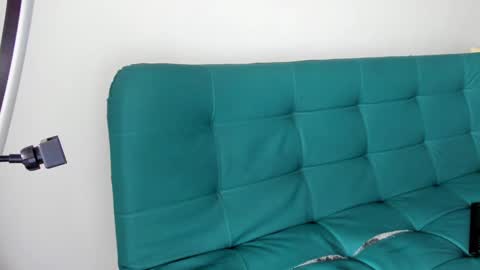 Juan Help us reach 100 likes online show from September 30, 12:37 pm