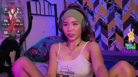 badlilbambi online show from September 11, 11:33 am