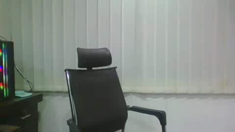 Ballbusting Slave online show from December 9, 12:08 pm