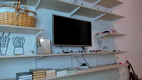 Kira online show from March 7, 2:00 am