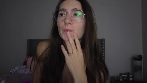 bambifarrina online show from November 11, 12:57 am