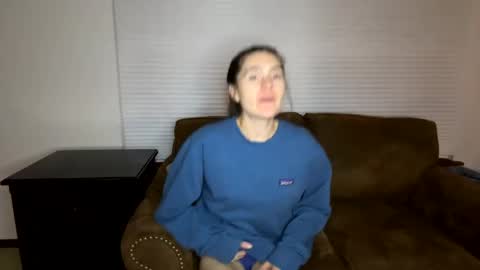 bambifarrina online show from March 4, 3:33 am