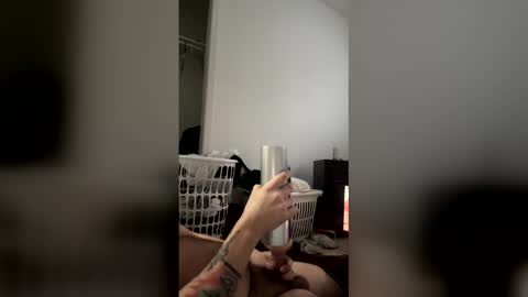 banirtrisco online show from January 17, 8:50 pm