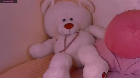 Snapshot of barbara_bb chatting on September 15, 7:48 pm Barbie Kim online show from September 15, 7:48 pm