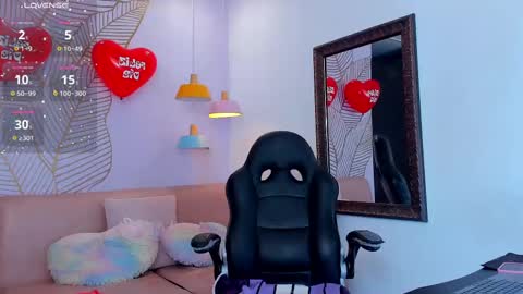Snapshot of barbaraknox_ chatting on February 15, 12:37 am Barbara online show from February 15, 12:37 am