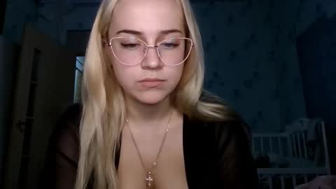 barbie___girl online show from February 2, 4:14 pm