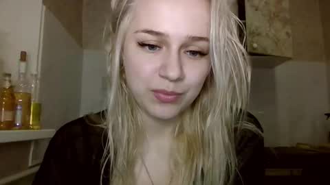 barbie___girl online show from February 28, 5:06 pm