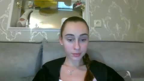 Snapshot of barbie_giirls_ chatting on March 8, 4:06 pm Kate online show from March 8, 4:06 pm