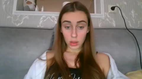 Snapshot of barbie_giirls_ chatting on February 26, 2:05 pm Kate online show from February 26, 2:05 pm