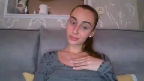 Snapshot of barbie_giirls_ chatting on March 10, 2:26 pm Kate online show from March 10, 2:26 pm