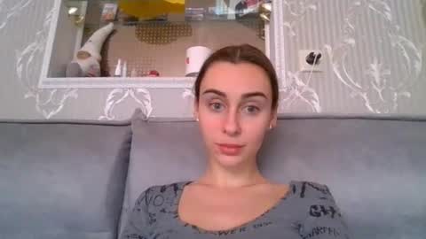 Snapshot of barbie_giirls_ chatting on March 4, 10:57 am Kate online show from March 4, 10:57 am