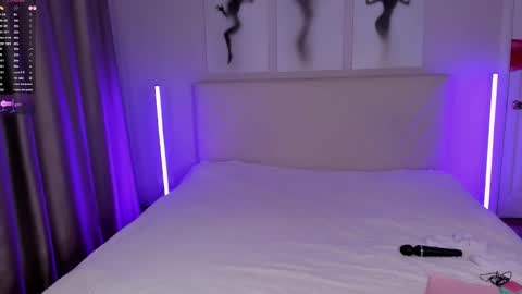  Emma online show from March 27, 6:42 pm