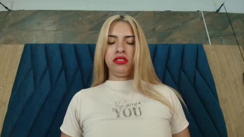 barbiie_98 online show from November 14, 4:31 pm