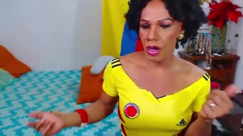 bardotbigcocktsx online show from November 18, 5:27 pm