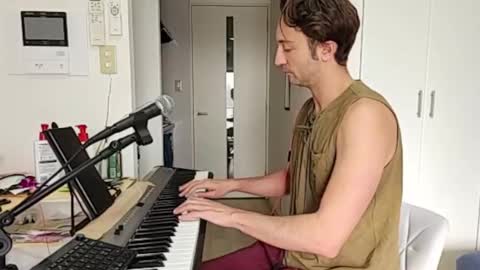 BareBritPianist online show from December 2, 4:00 am