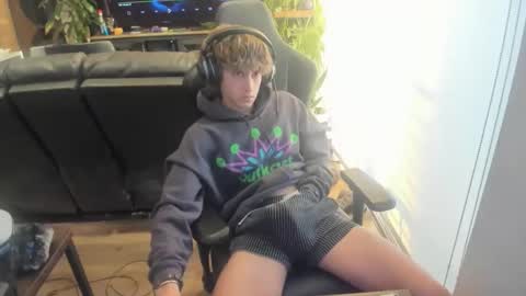 ryan online show from February 1, 11:35 pm