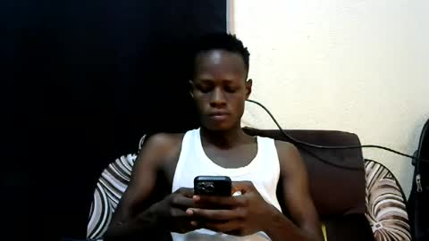 bashlouis1 online show from July 12, 8:39 am